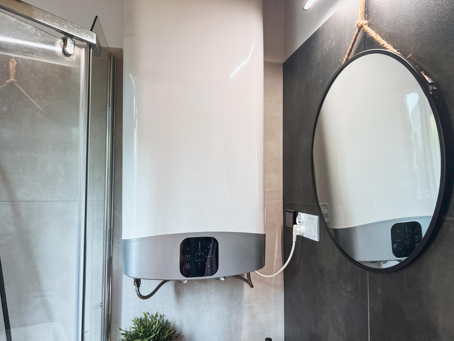 Chauffe-eau thermodynamique (Heat Pump Hot Water)