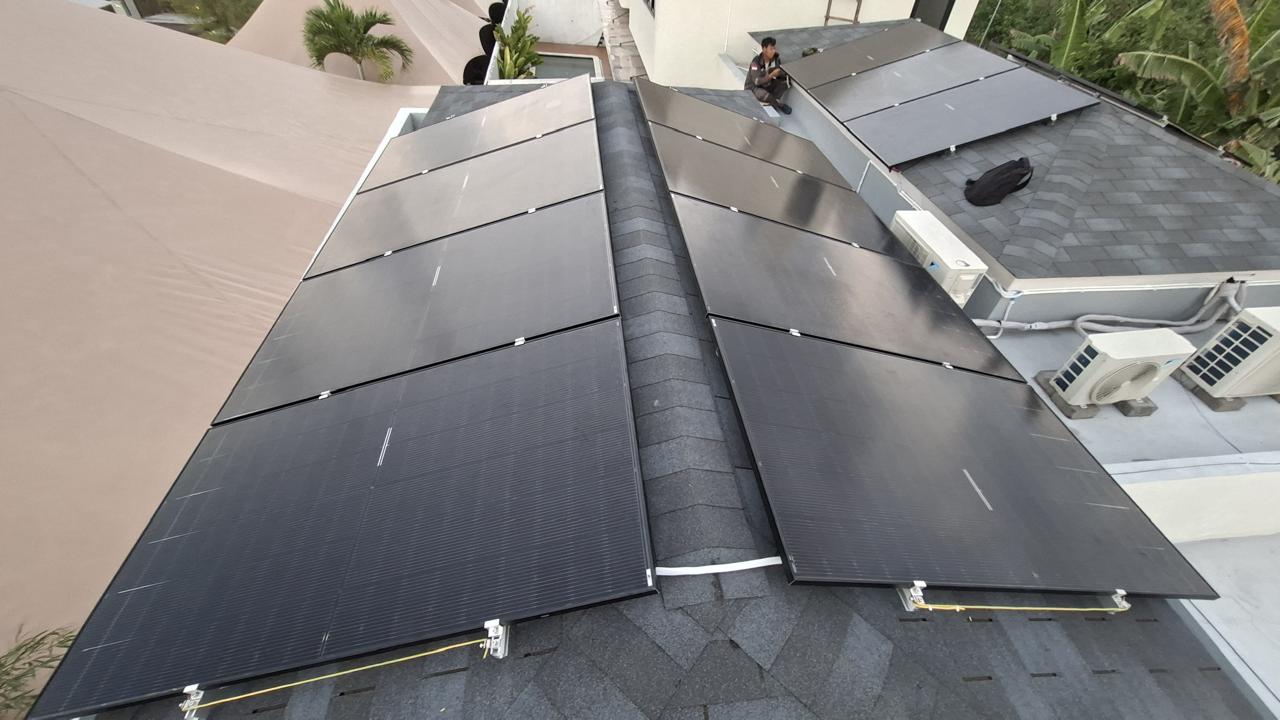 Solar Panel Sumba eco resort solar installation